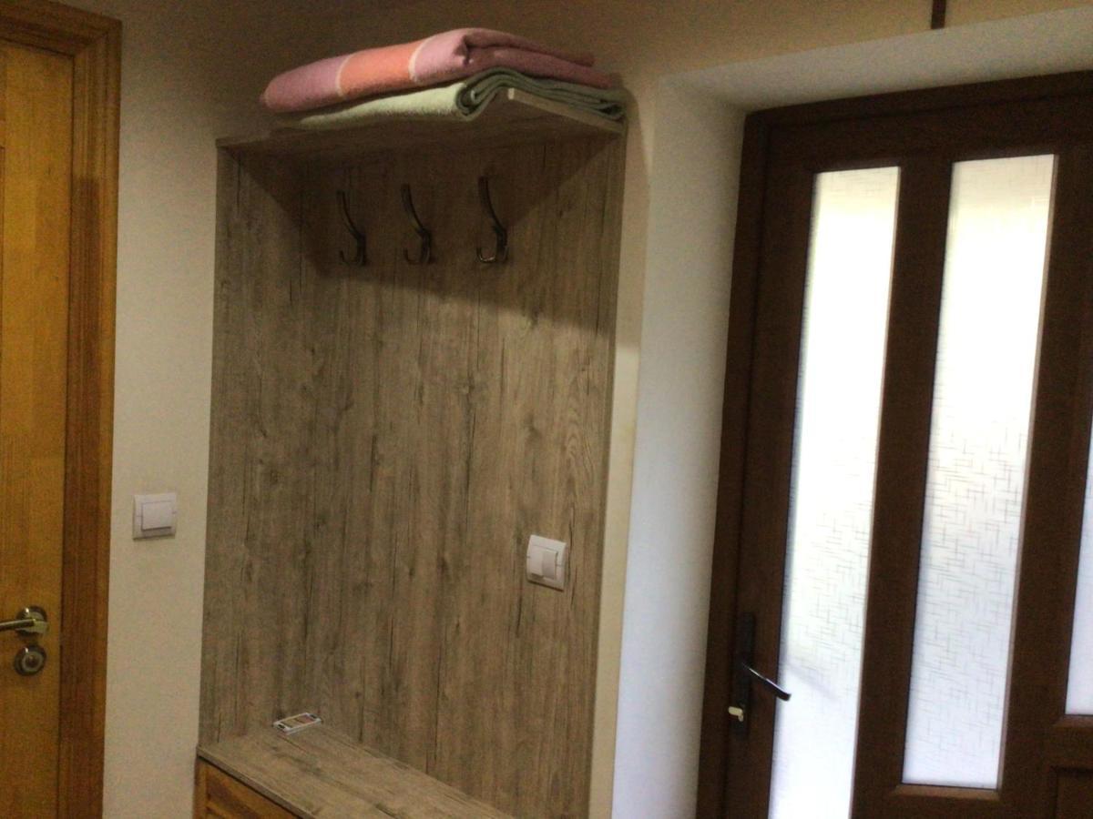 Flat Διαμέρισμα Γιαρέμτσε Εξωτερικό φωτογραφία